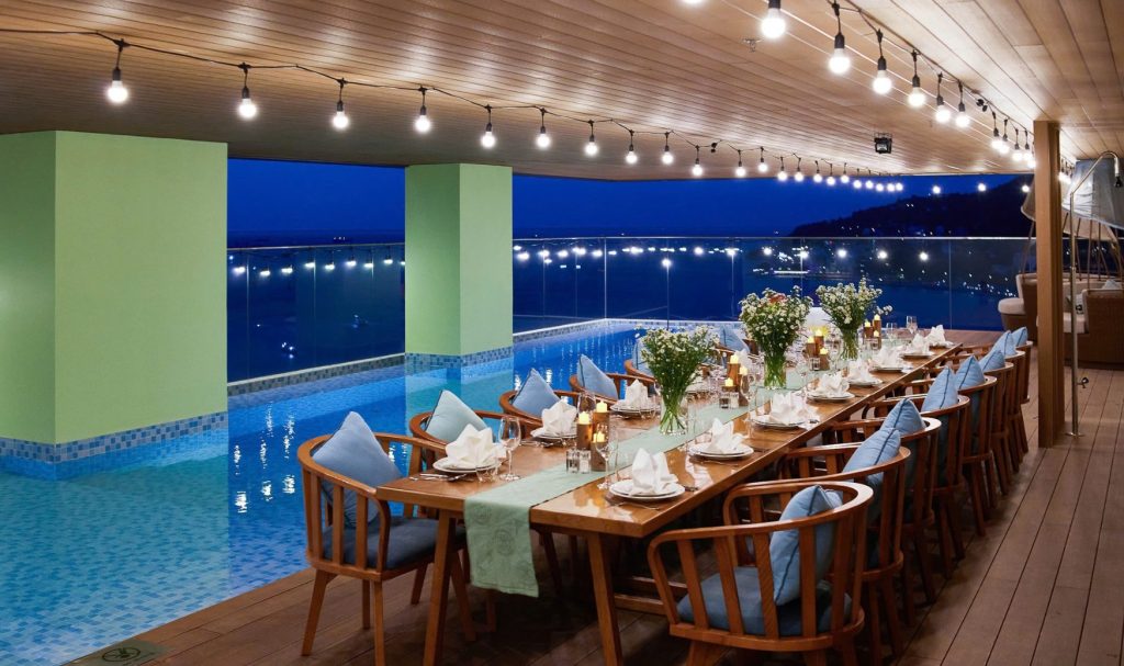 Private Meeting & Dinner