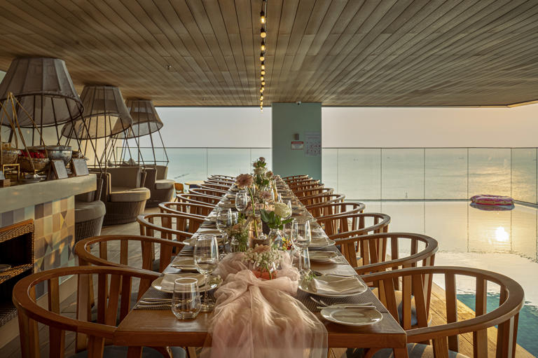 Private Meeting & Dinner